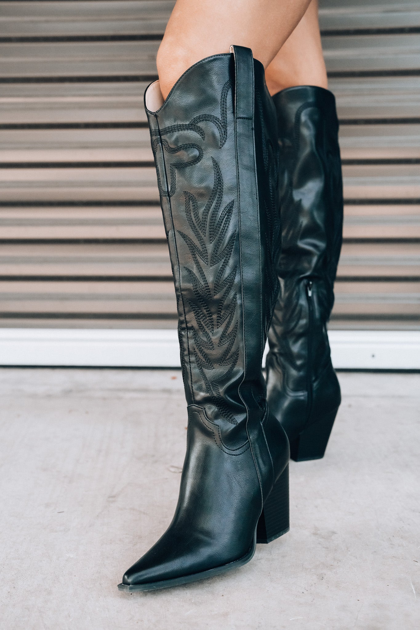 Bronco cowboy boots best sale