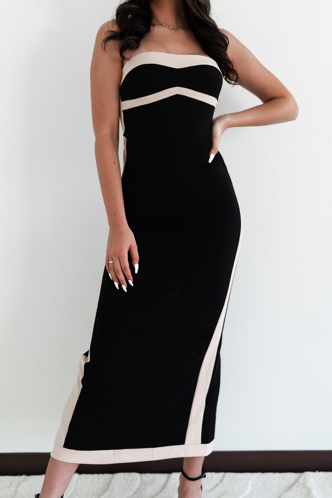 Head Turner Color Block Midi Dress