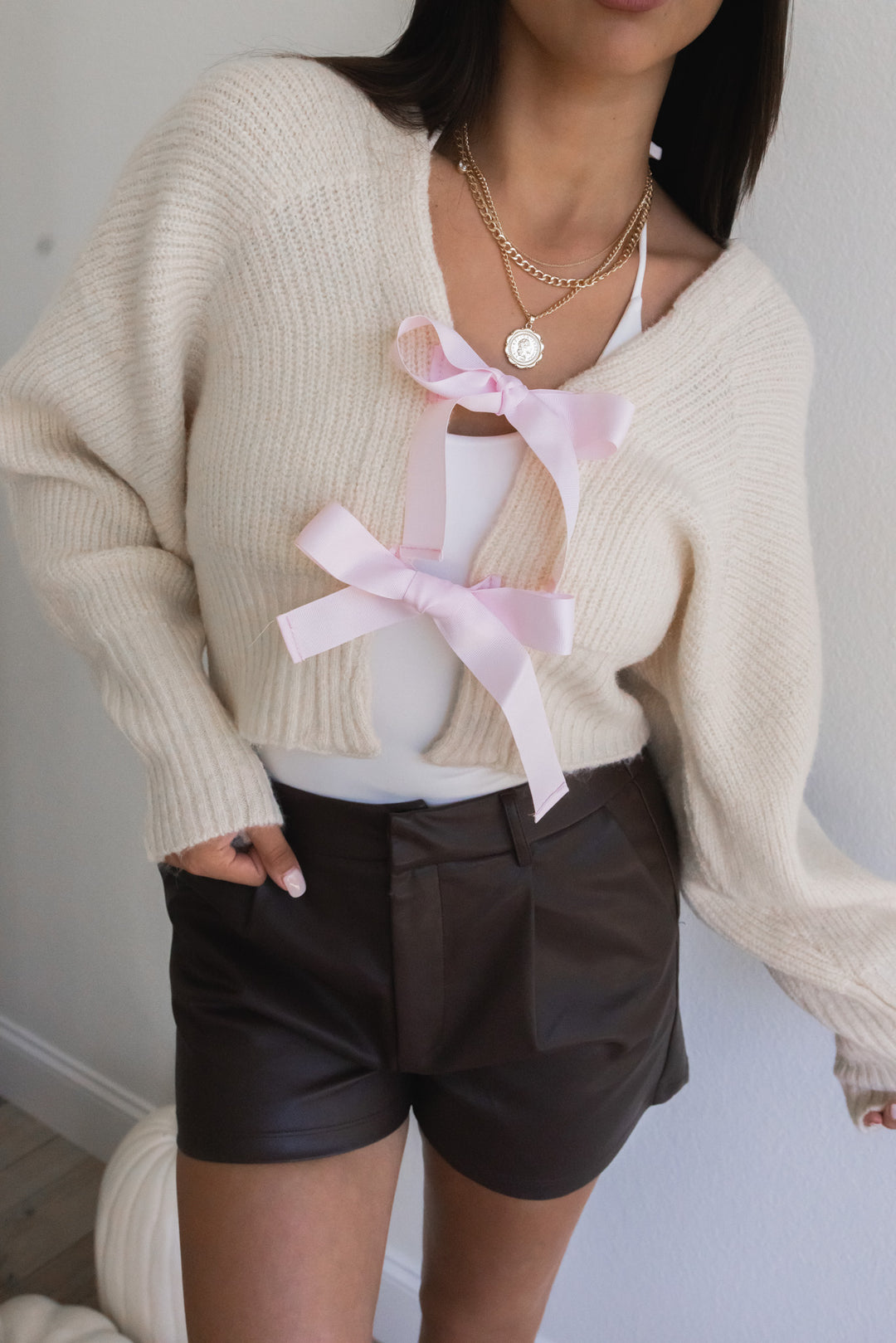 Modern Romance Bow Cardigan (Cream/Pink)