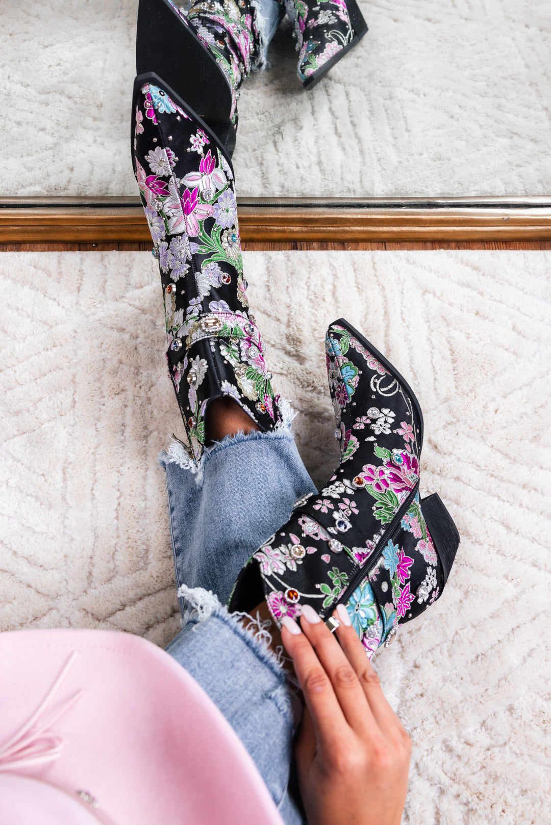 Floral Embroidered Cowboy Booties (Black)