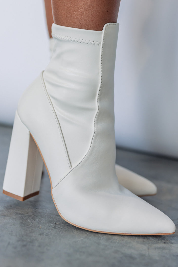 Weekend Booties (White)