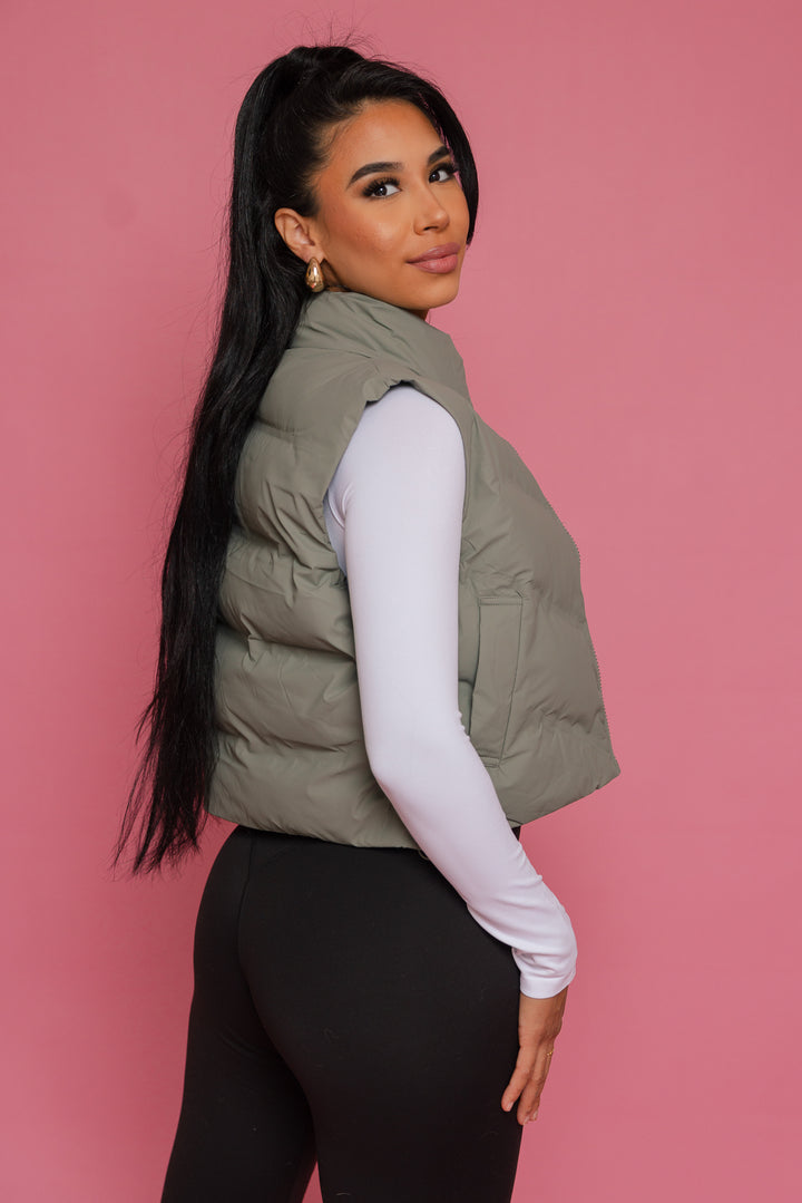 Lattes And Leaves Puffer Vest (Olive)