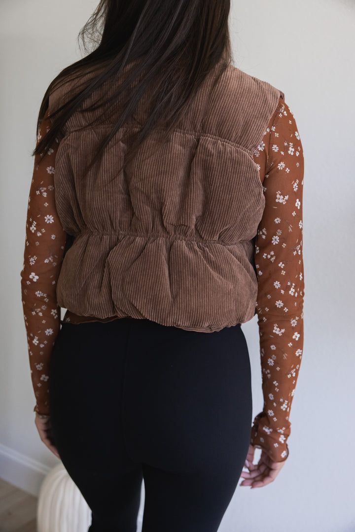 Toasted Marshmallow Corduroy Vest (Cocoa)