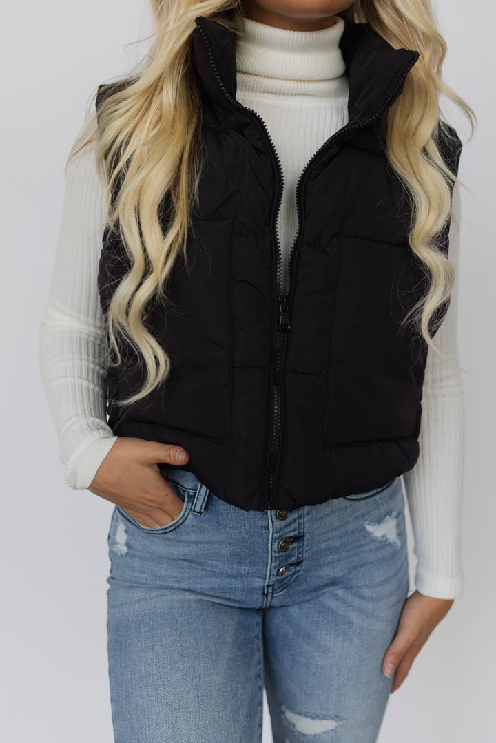 Essential Puffer Vest (Black)