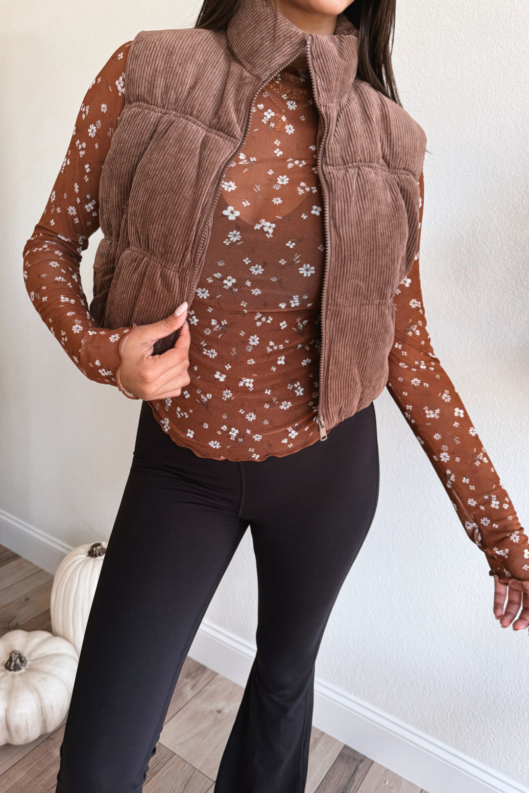 Toasted Marshmallow Corduroy Vest (Cocoa)