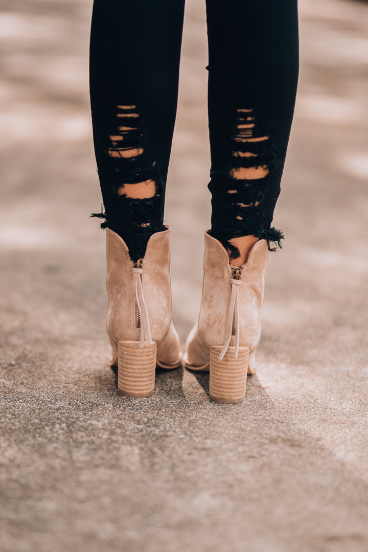 Juliette Booties (Taupe)