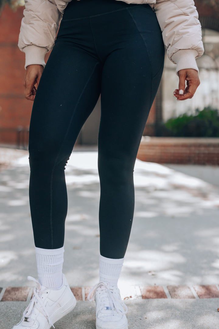 Level Up Premium Leggings (Black)