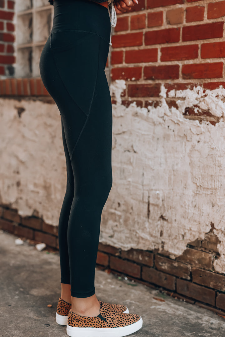 Level Up Premium Leggings (Black)